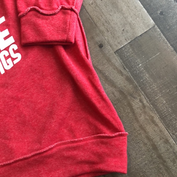 Detroit redwings sweatshirt - Picture 5 of 8